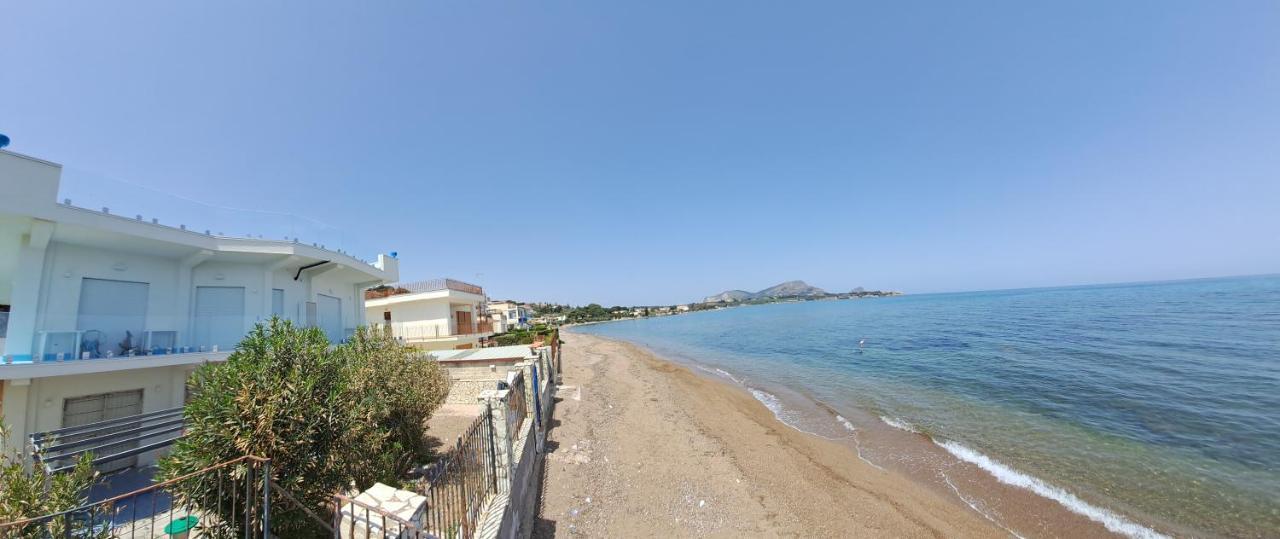 Blue Life, Sea-Luxury Rooms On The Beach Between Palermo And Cefalu' Casteldaccia Extérieur photo