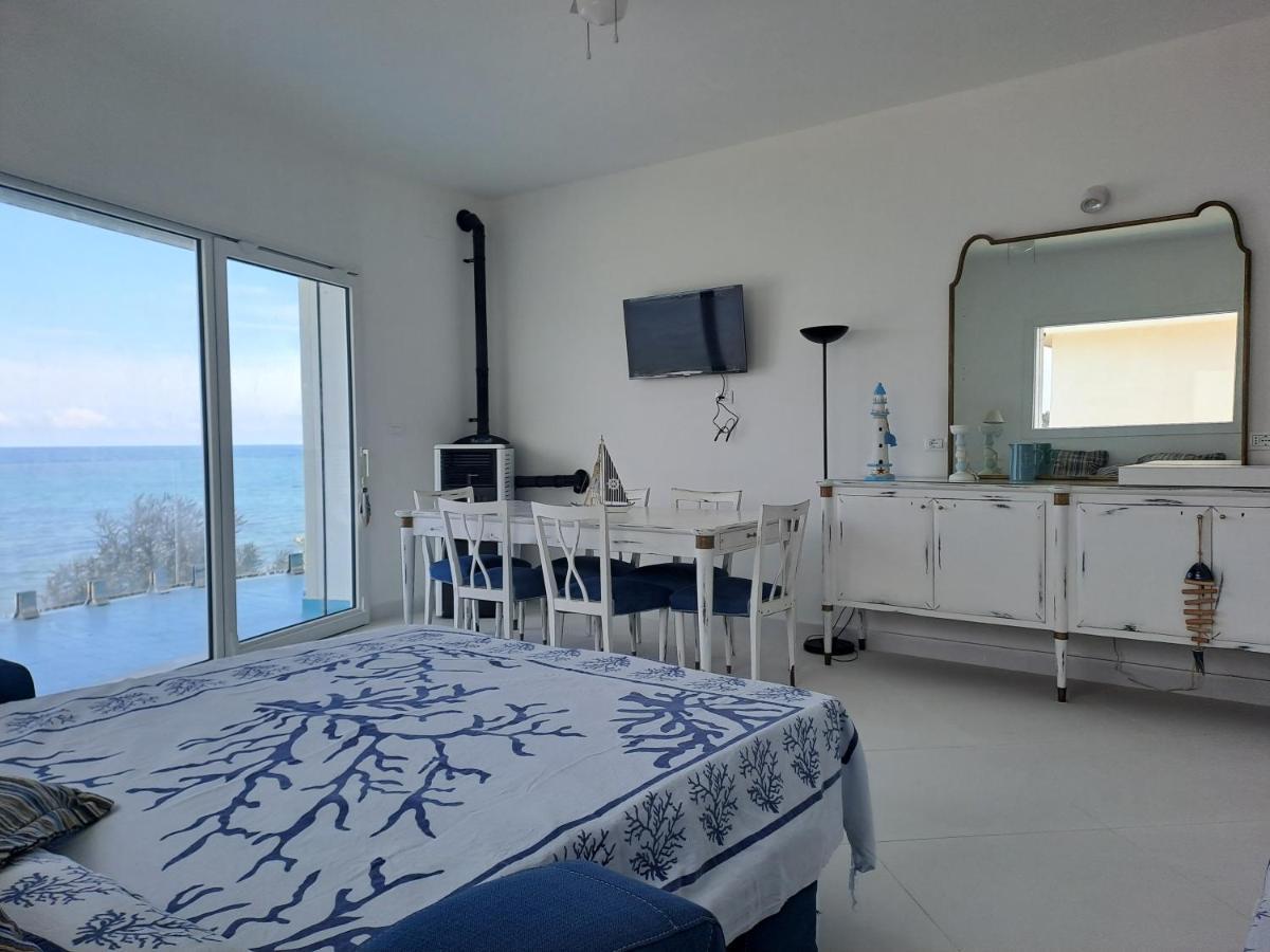 Blue Life, Sea-Luxury Rooms On The Beach Between Palermo And Cefalu' Casteldaccia Extérieur photo