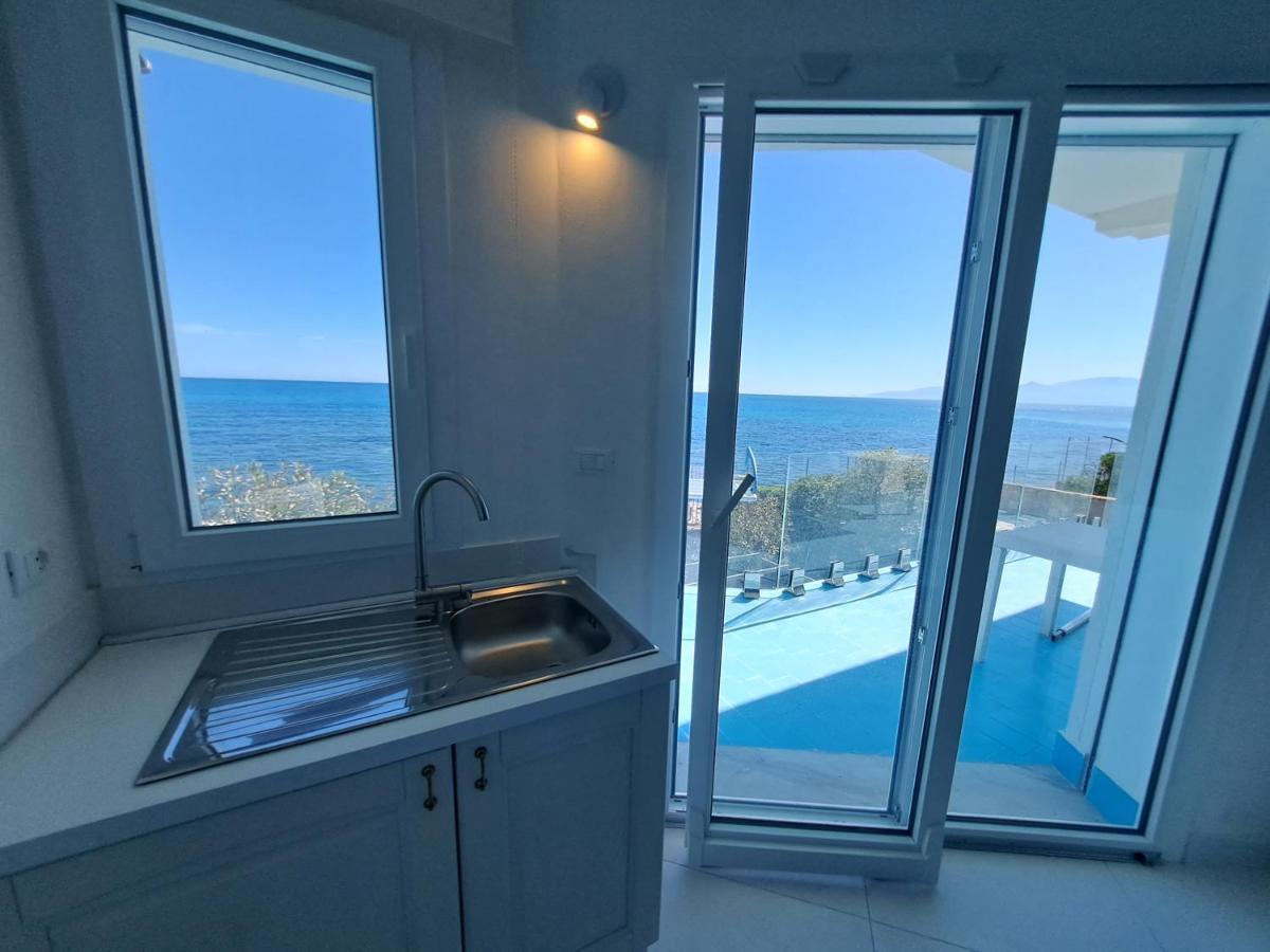 Blue Life, Sea-Luxury Rooms On The Beach Between Palermo And Cefalu' Casteldaccia Extérieur photo