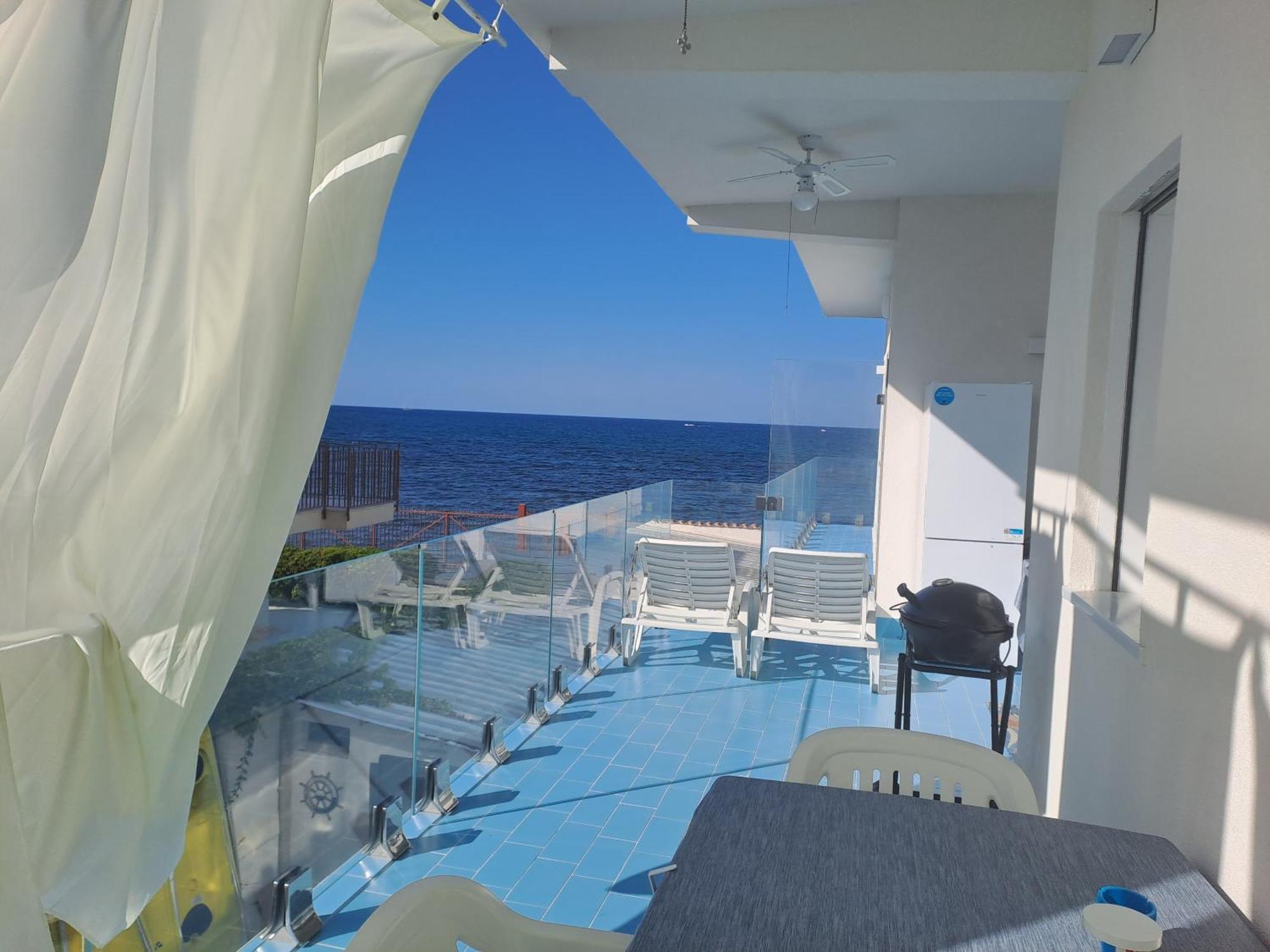 Blue Life, Sea-Luxury Rooms On The Beach Between Palermo And Cefalu' Casteldaccia Extérieur photo